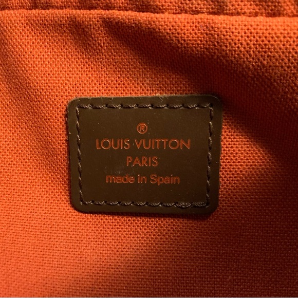 Louis Vuitton Geronimos Waist/Bum Bag Damier Canvas w/Red Interior *Authentic* - Picture 4 of 16